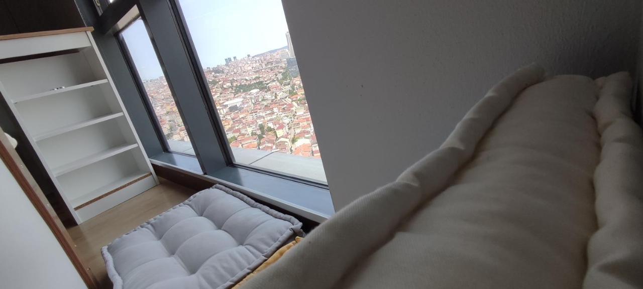 Appartamento Studyo At High Flat Provincia di Provincia di Istanbul Esterno foto